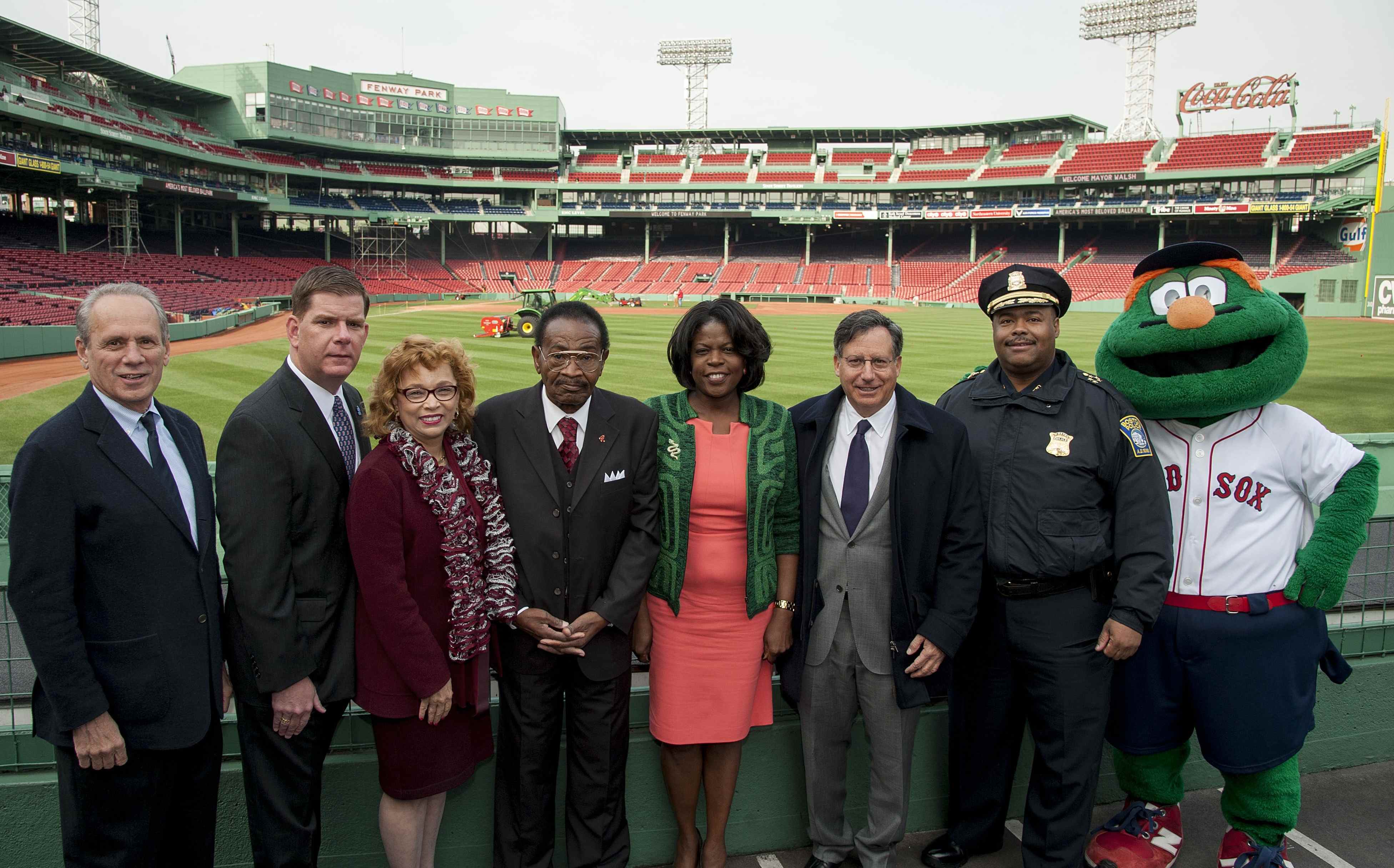 University To Hold Reception At Fenway Park Aug. 29